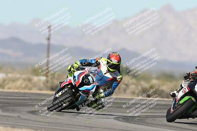 media/Jan-15-2026-Racers Edge (Thu) [[dfebeb70ab]]/2-A Group/Session 3 (Turn 16)/